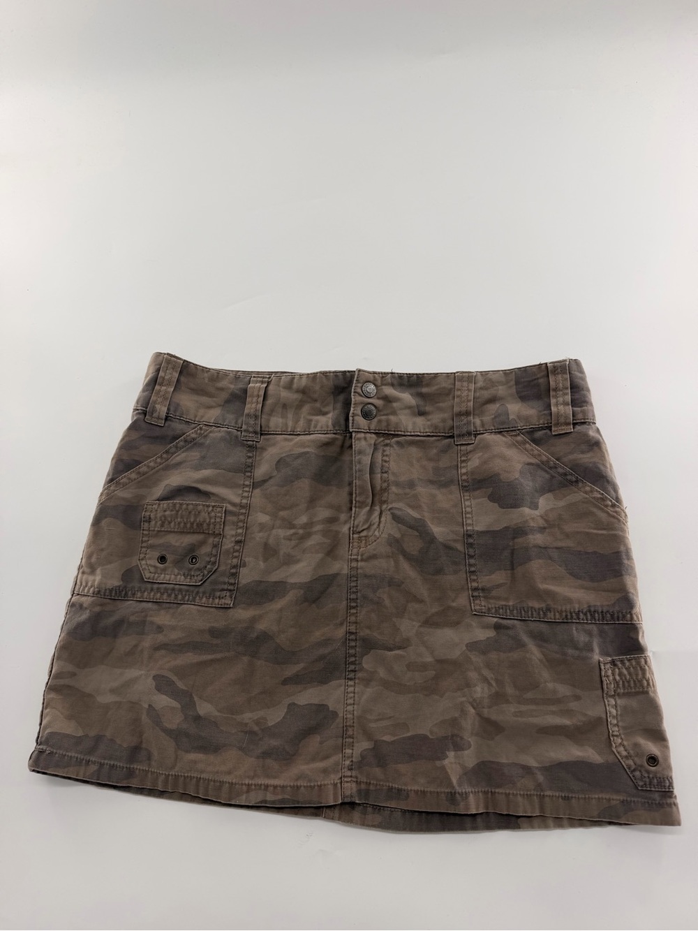 Old Navy Vintage Y2K Mini Skirt Green Camo Camouflage Women’s Short Size 8 Y2K